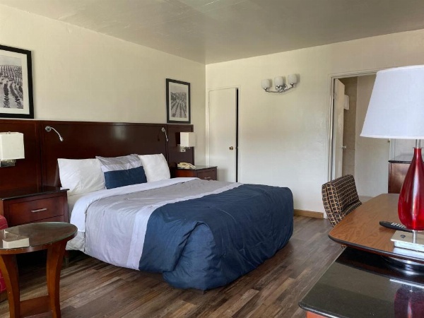 Penginapan Pantai Travelers image 34